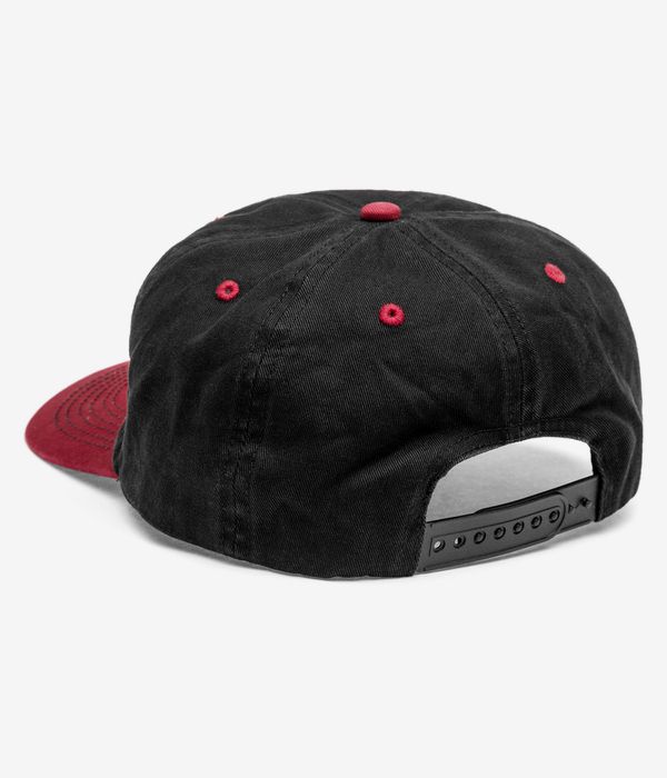 Baker Sprayed Oval Snapback Casquette (black red)