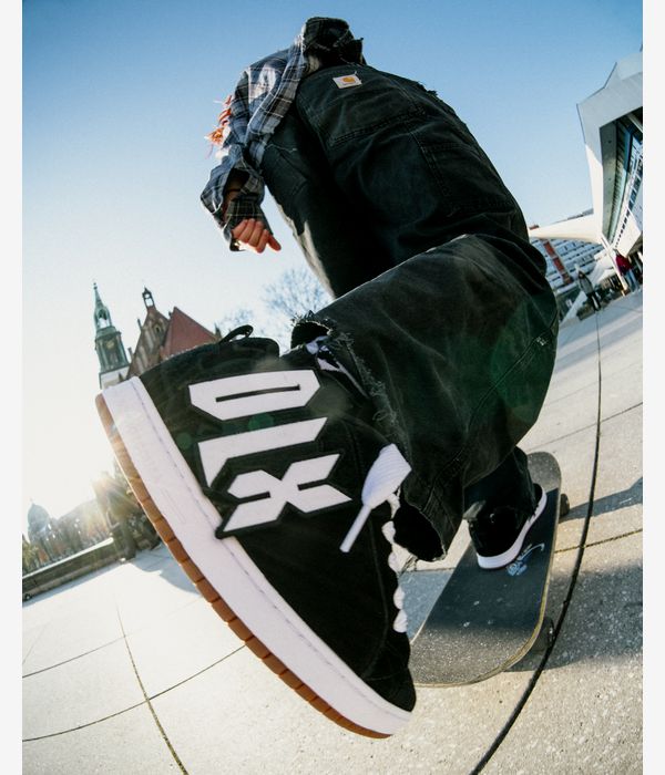 DC x skatedeluxe Court Graffik SE Shoes (black black white)