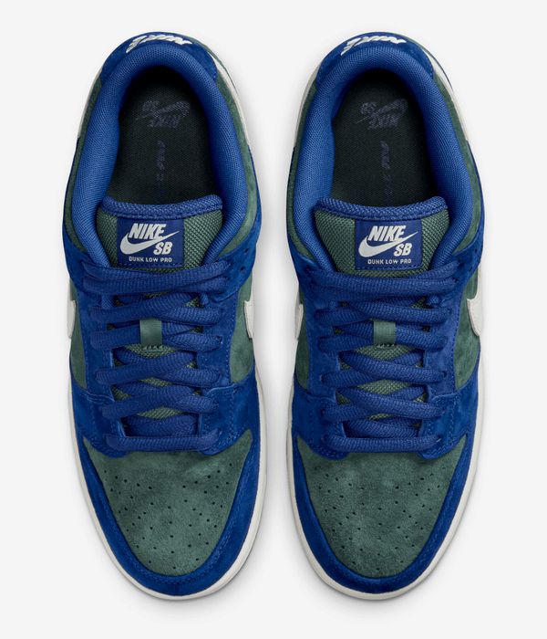 Nike SB Dunk Low Pro Shoes (deep royal blue sail)