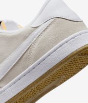 Nike SB FC Classic Shoes (summit white summit white)