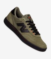 New Balance Numeric 440 V2 Wide 2E Zapatilla (dark olive)