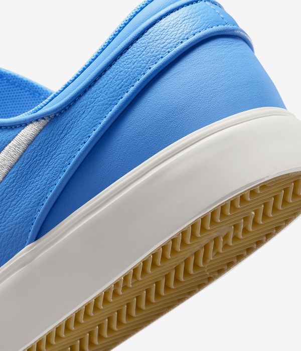 Nike SB Janoski OG+ Iso Schuh (university blue sail)