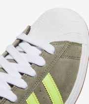 adidas Skateboarding Superstar ADV Schuh (olive gold)