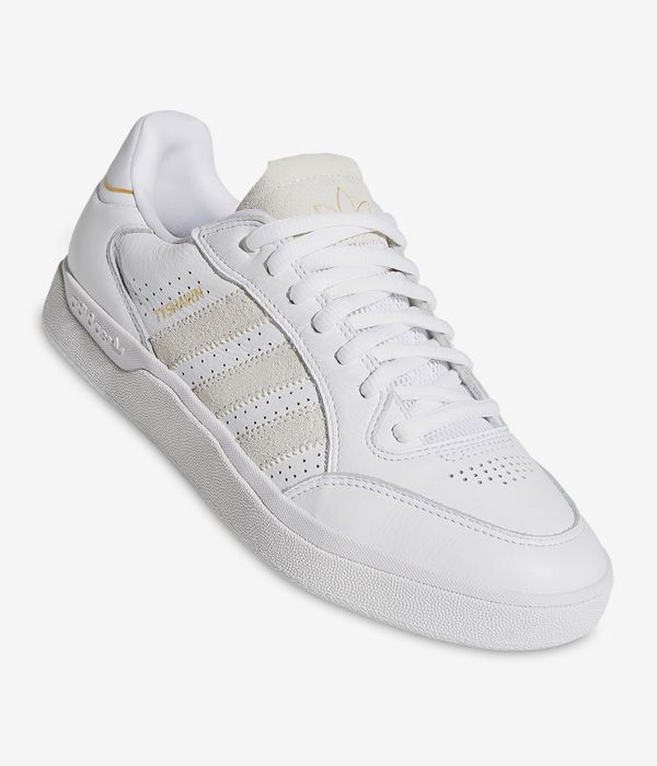 adidas Skateboarding Tyshawn Low Chaussure (white white white gold)