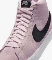 Nike SB Zoom Blazer Mid Shoes (pink)