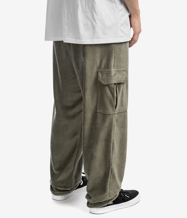 Antix Slack Cord Cargo Pantalones (olive)
