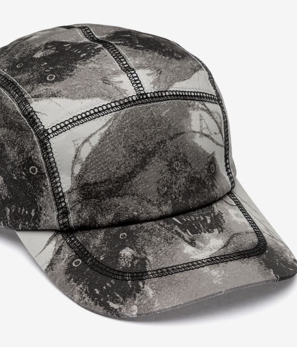 Fucking Awesome Cerberus Running Cap (white)