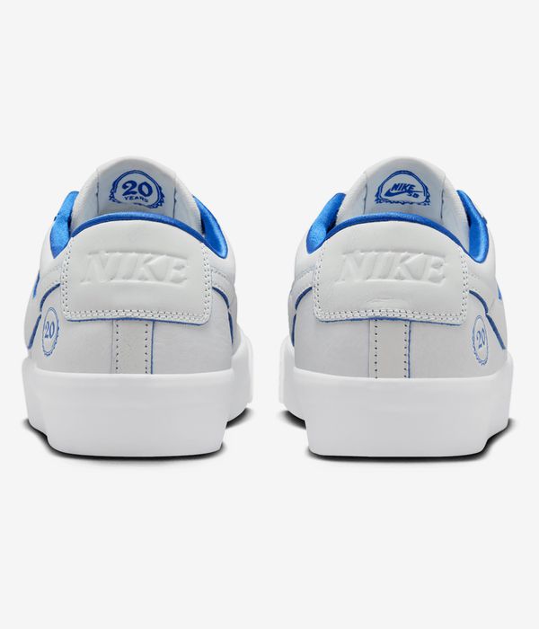 Nike SB Zoom Blazer Low Pro GT PRM Shoes (summit white game royal)