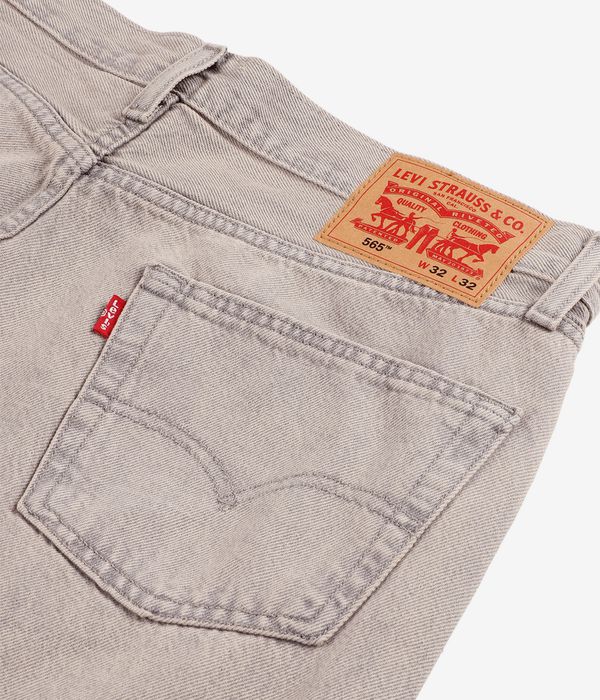 Levi's 565 Loose Straight Jeans (thats the answer od)
