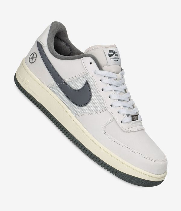 Nike SB Air Force 1 Yuto Schuh (white iron grey white coconur mi)