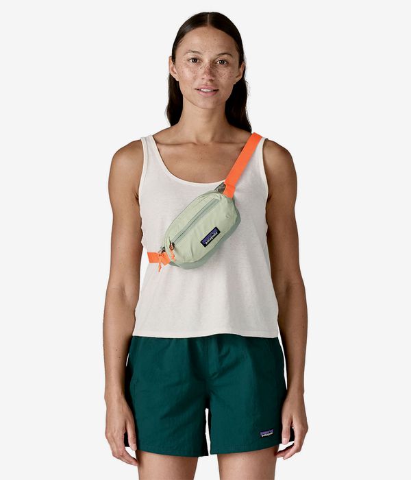 Patagonia Terravia Mini Hip Bag 1L (lichen green)