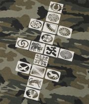 Passport Kollaasi T-Shirt (woodland camo)