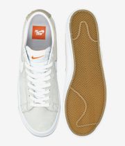 Nike SB Zoom Blazer Low Pro GT Iso Shoes (white white summit)