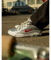 Nike SB Air Max Ishod 2 Scarpa (metallic silver versity red)