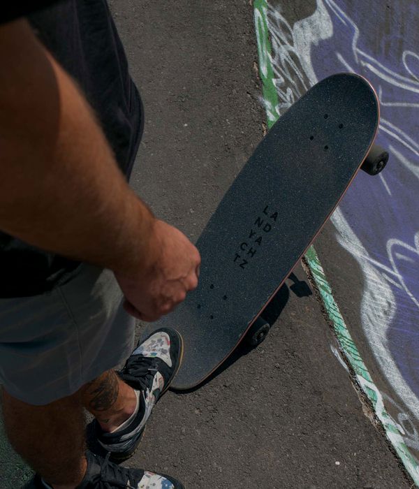 Landyachtz Tugboat 30" (76.2cm) Cruiser (atmosphere)