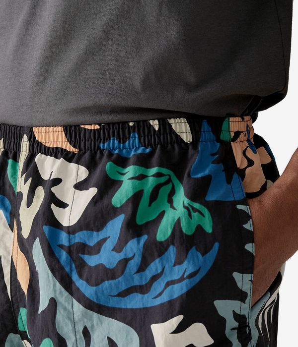 Patagonia Baggies 5" Shorts (kaleido black)