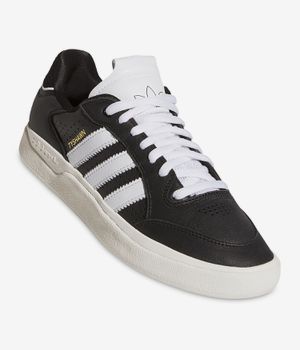 adidas Skateboarding Tyshawn Low Buty (core black white chalk white)