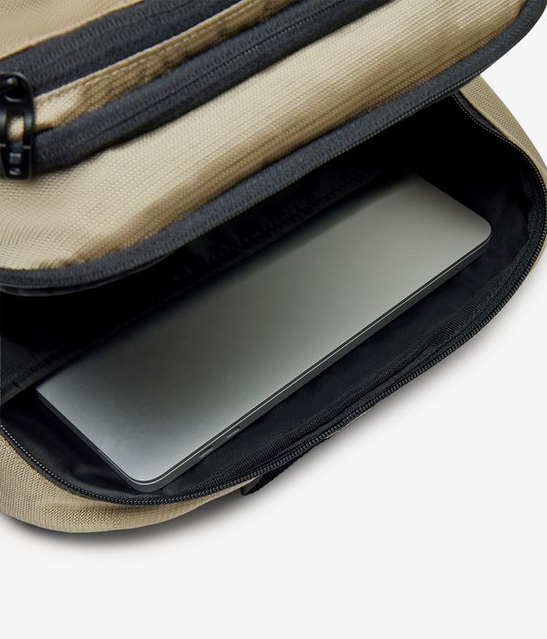 Oakley Essential 9.0 Backpack (pebble mist)