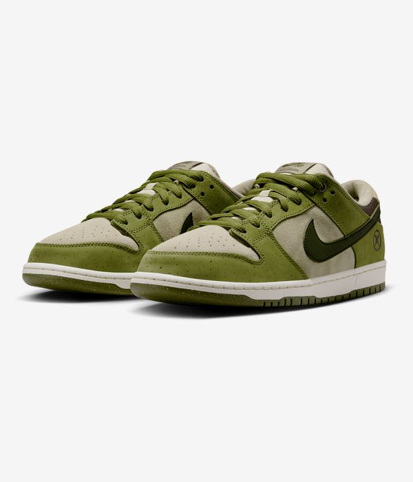 Nike SB Yuto x Dunk Low Shoes (legion green khaki)