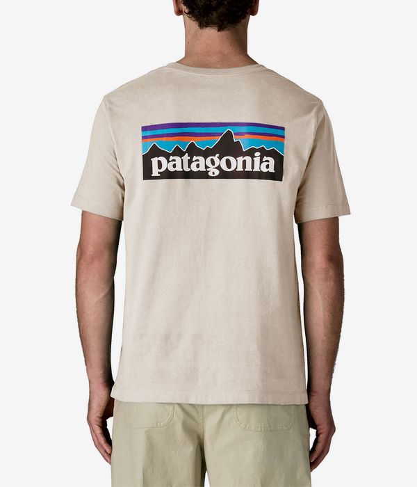 Patagonia P-6 Logo T-Shirt (undyed natural)