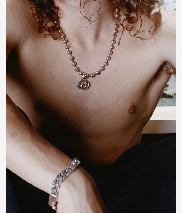 Twojeys Icon Ball #1 necklace (silver)