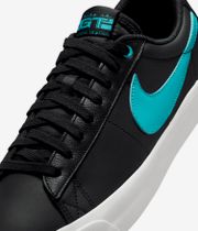 Nike SB Blazer Low Pro GT Shoes (blue)