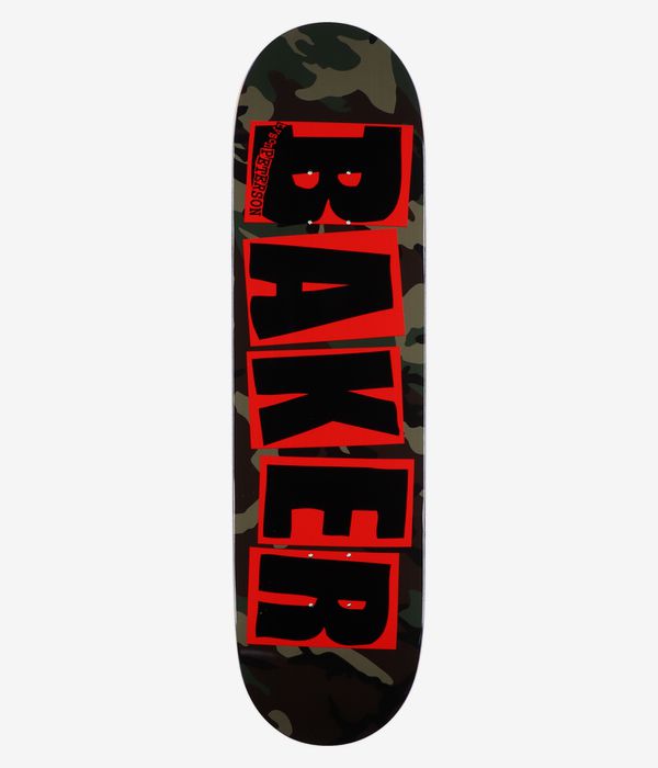 Baker Peterson Markenlogo Camo 8,25" Skateboard-Deck, Ansicht von unten – schwarzer Camo-Grund mit grünen und hellbraunen Auflagen sowie übereinanderliegenden roten rechteckigen Logo-Feldern mit großem schwarzem „Baker“-Schriftzug und kleinerem „Peterson“-Schriftzug. Klares Studiobild; weißer Hintergrund.