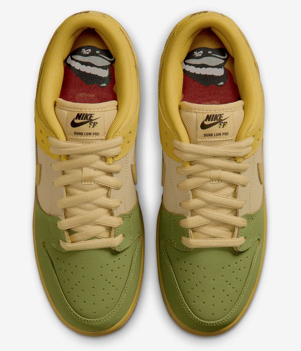 Nike SB Dunk Low Pro WC Schuh (saffron quartz pear)