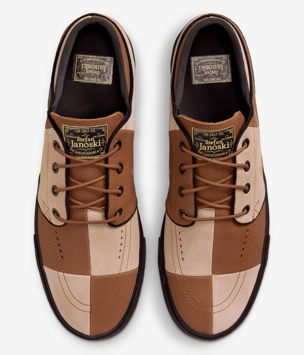 Nike SB Zoom Janoski OG+ Shoes (lt british tan saturn gold hemp)