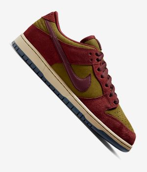 Nike SB Dunk Low Pro Shoes (dark team red burgundy crush oli)