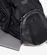 Oakley Kitchen Sink Rucksack 34L (steaalth black)