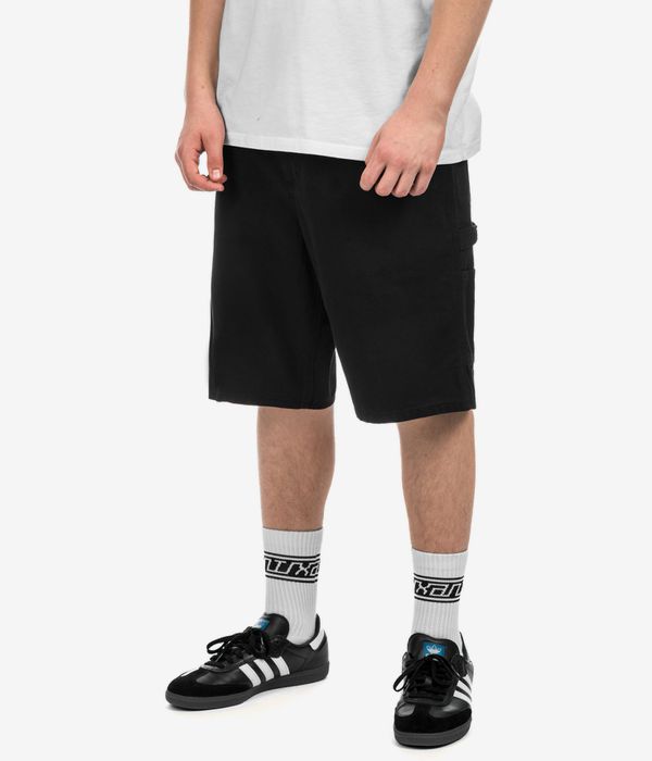 Carhartt WIP Single Knee Newcomb Shorts (black garment dyed)