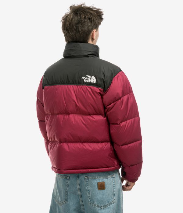 The North Face 1996 Retro Nuptse Jacke (beetroot tnf black)