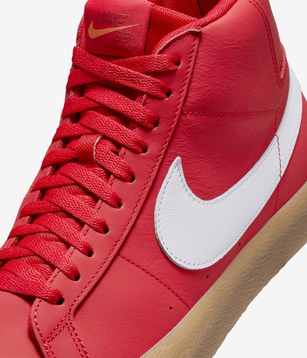 Nike SB Zoom Blazer Mid Iso Schuh (university red white)