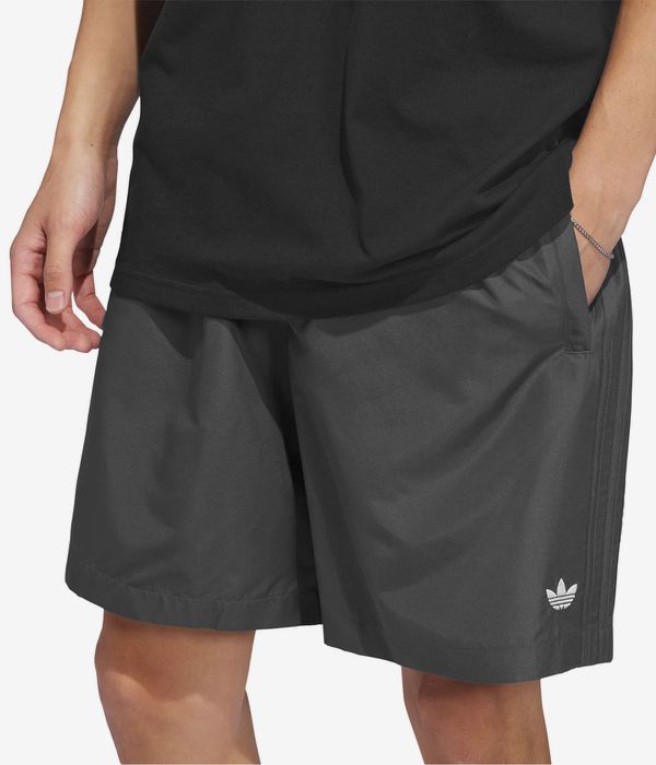 adidas SKT WTR Shorts (grey six white grey six)