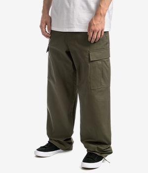 Nike SB Kearny Cargo Pantalones (medium olive olive)