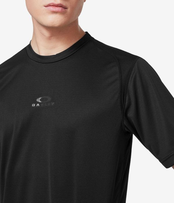 Oakley Foundational Training T-Shirt (blackout)