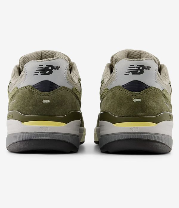 New Balance Numeric 933 Shoes (green)