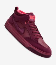 Nike SB React Leo Schuh (dark beetroot)