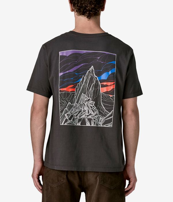Patagonia Cloud Crag T-Shirt (ink black)