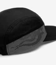 Dime Perforated Tech 5 Panel Gorra (black)