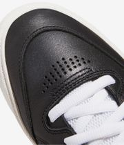 adidas Skateboarding Tyshawn Low Buty (core black white chalk white)