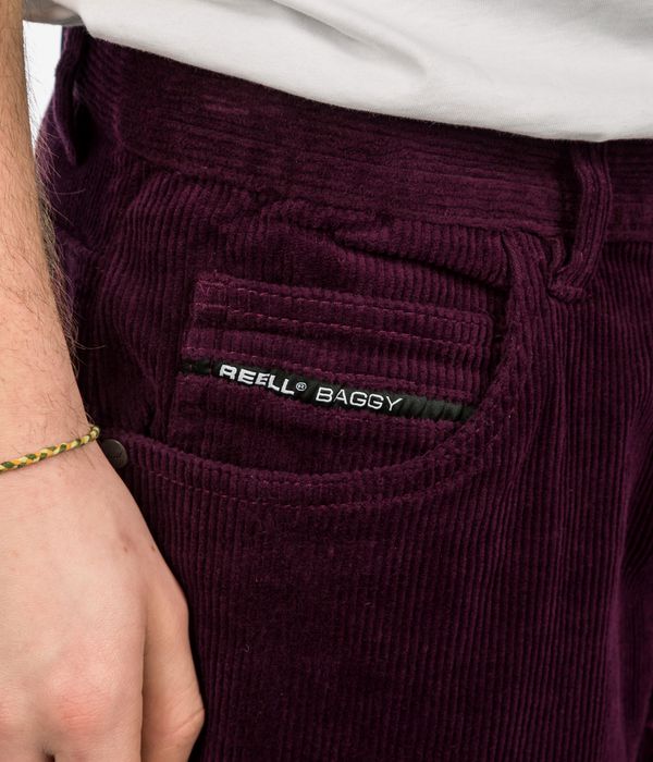 REELL Baggy Jeans (burgundy cord)