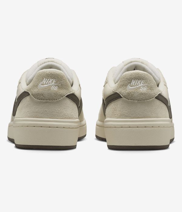 Nike SB Code 58 Schuh (pale ivory dark hazel lt khaki m)